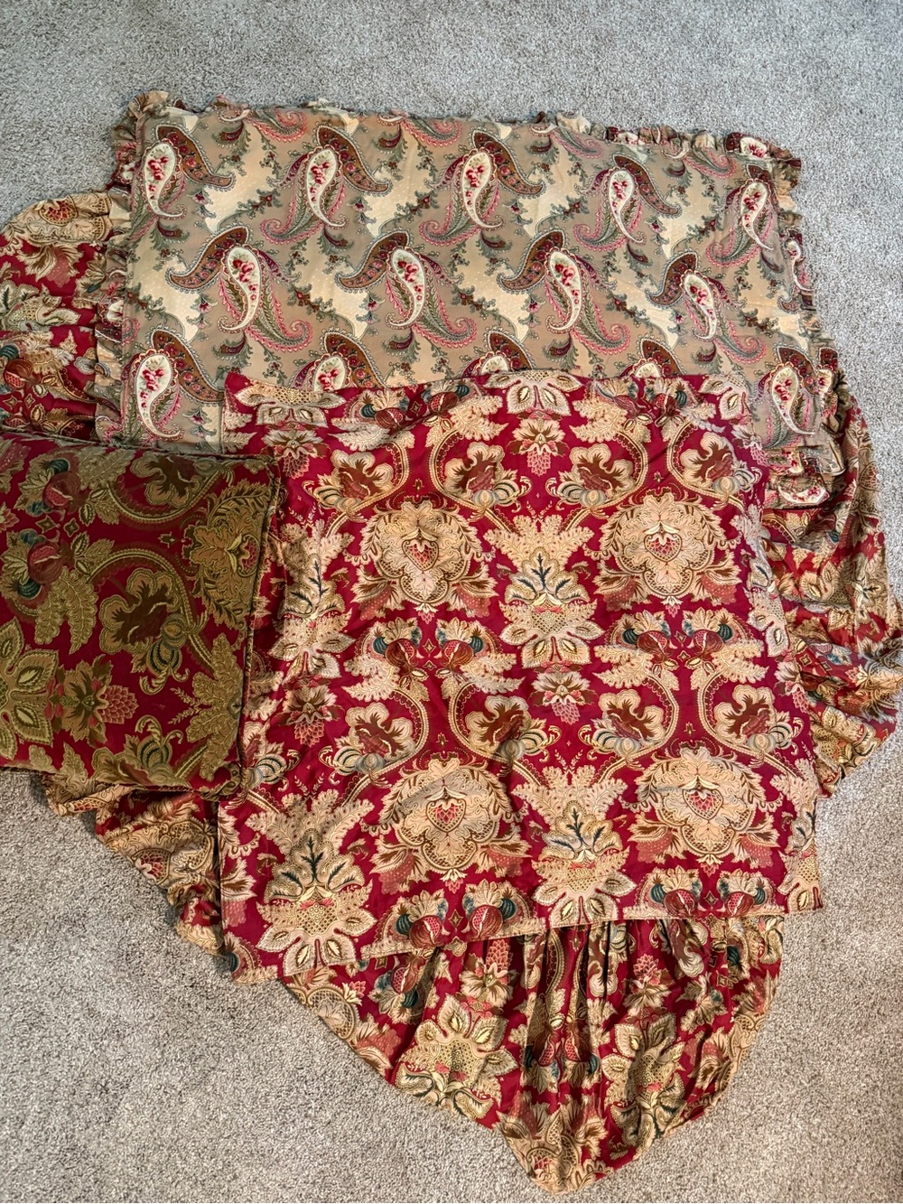 Lauren Jardiniere King Bedskirt, 1 Euro, pillow (12 x 12),  Charter Club shams